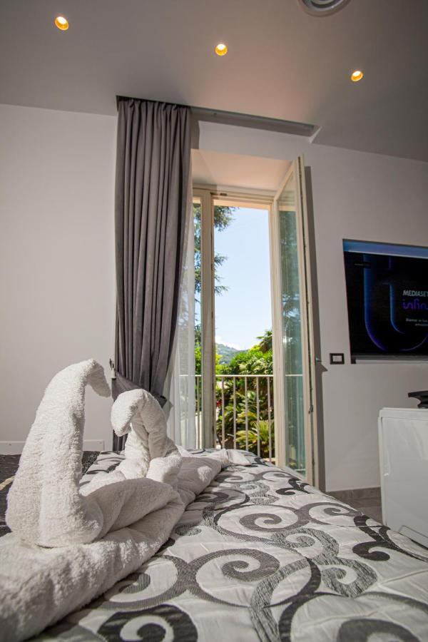 Forever Luxury Rooms Castellammare di Stabia Eksteriør billede