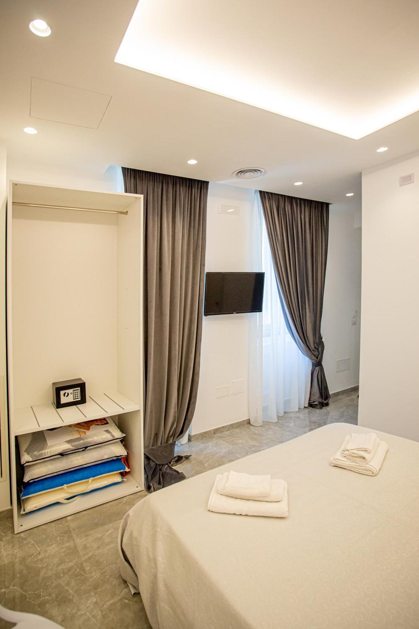 Forever Luxury Rooms Castellammare di Stabia Eksteriør billede