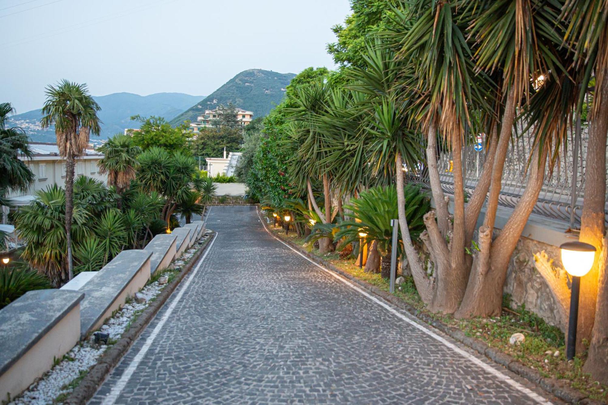 Forever Luxury Rooms Castellammare di Stabia Eksteriør billede
